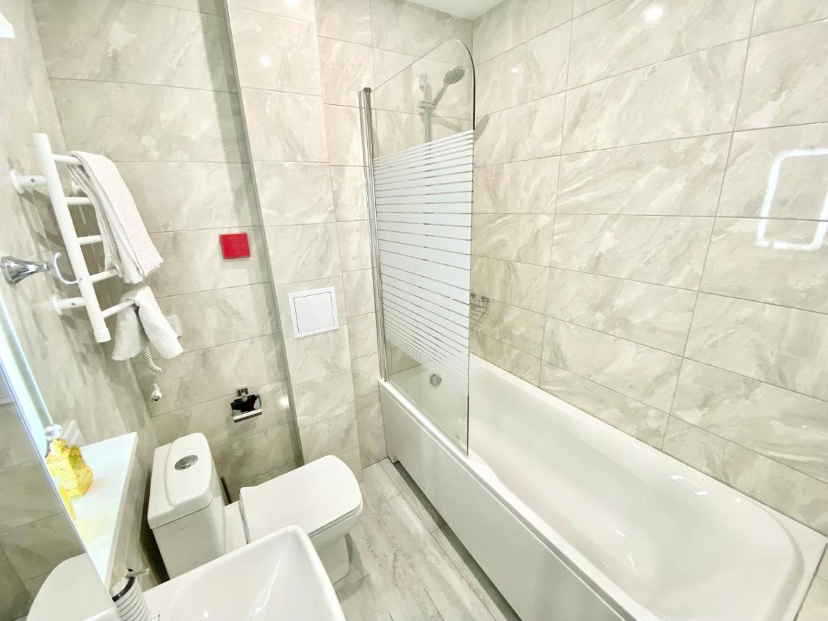 Аркадийский Дворец. Санрайз Apartment โอเดสซา ภายนอก รูปภาพ