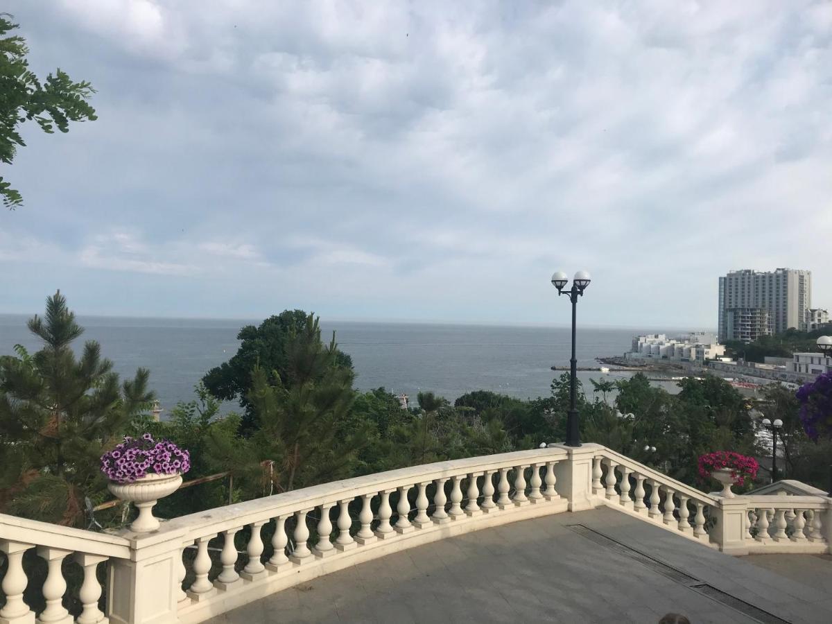 Аркадийский Дворец. Санрайз Apartment โอเดสซา ภายนอก รูปภาพ